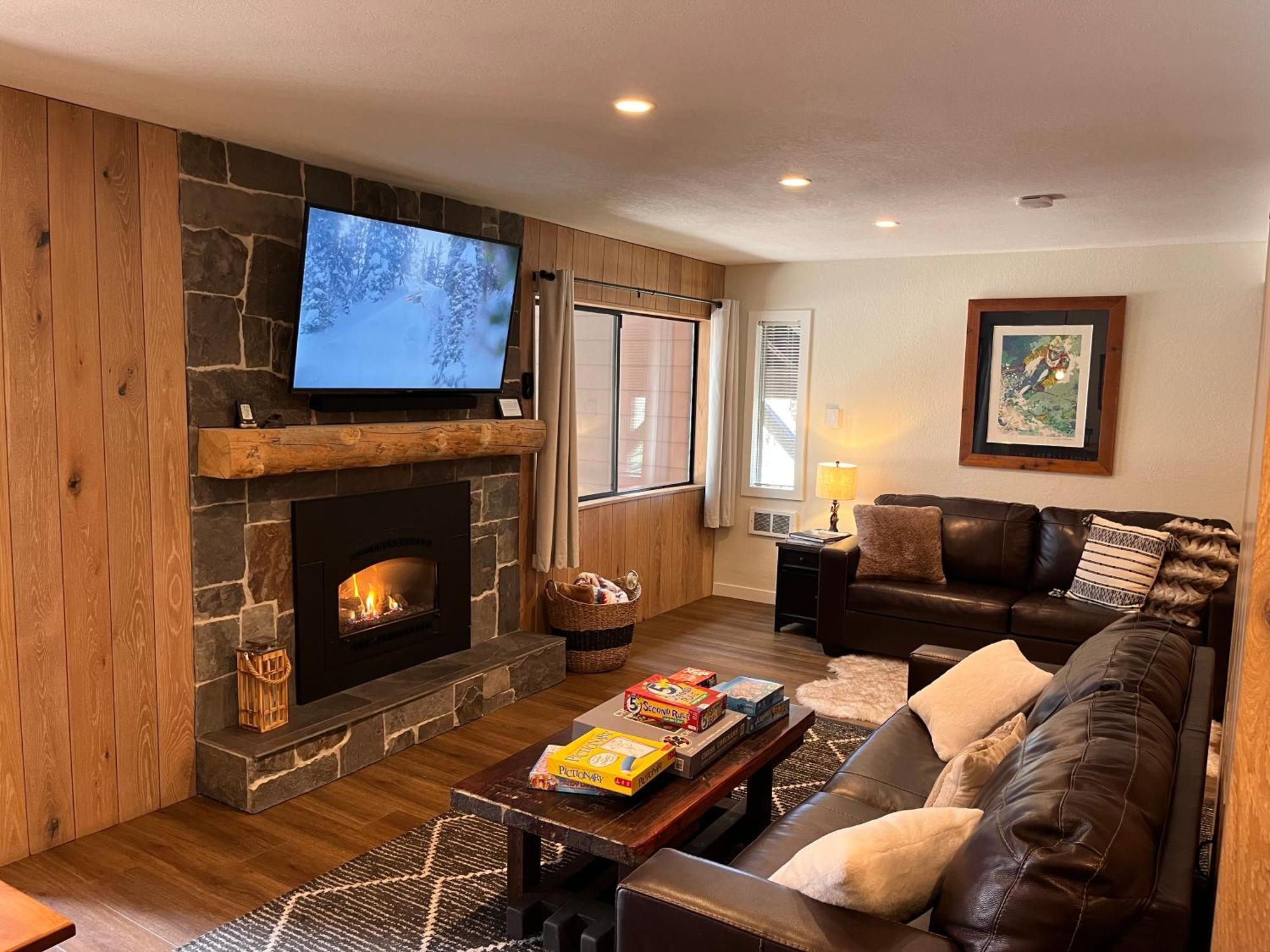 Tastefully Remodeled Condo At Mammoth Ski & Racquet Club, Hot Tub, Garage, 10 Min Walk To Ski Lifts Mammoth Lakes Exteriör bild