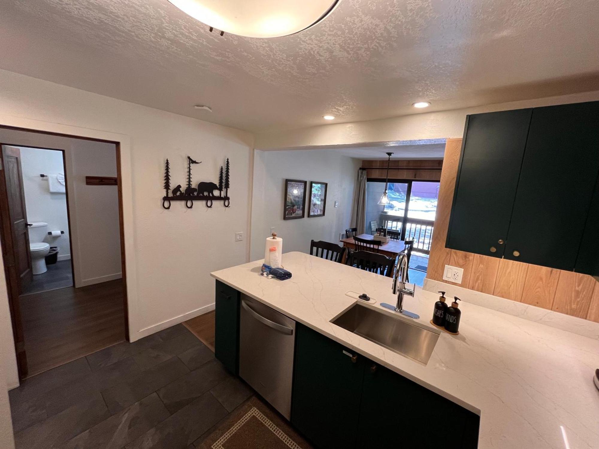 Tastefully Remodeled Condo At Mammoth Ski & Racquet Club, Hot Tub, Garage, 10 Min Walk To Ski Lifts Mammoth Lakes Exteriör bild