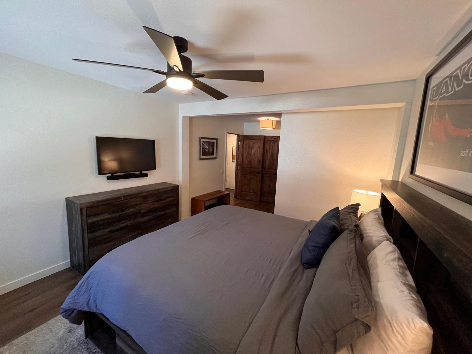 Tastefully Remodeled Condo At Mammoth Ski & Racquet Club, Hot Tub, Garage, 10 Min Walk To Ski Lifts Mammoth Lakes Exteriör bild